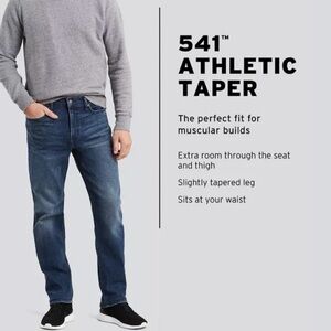 Levi's Men's 541 Athletic Taper Stretch Mid Relaxed Fit Tapered Leg Jeans 42x32